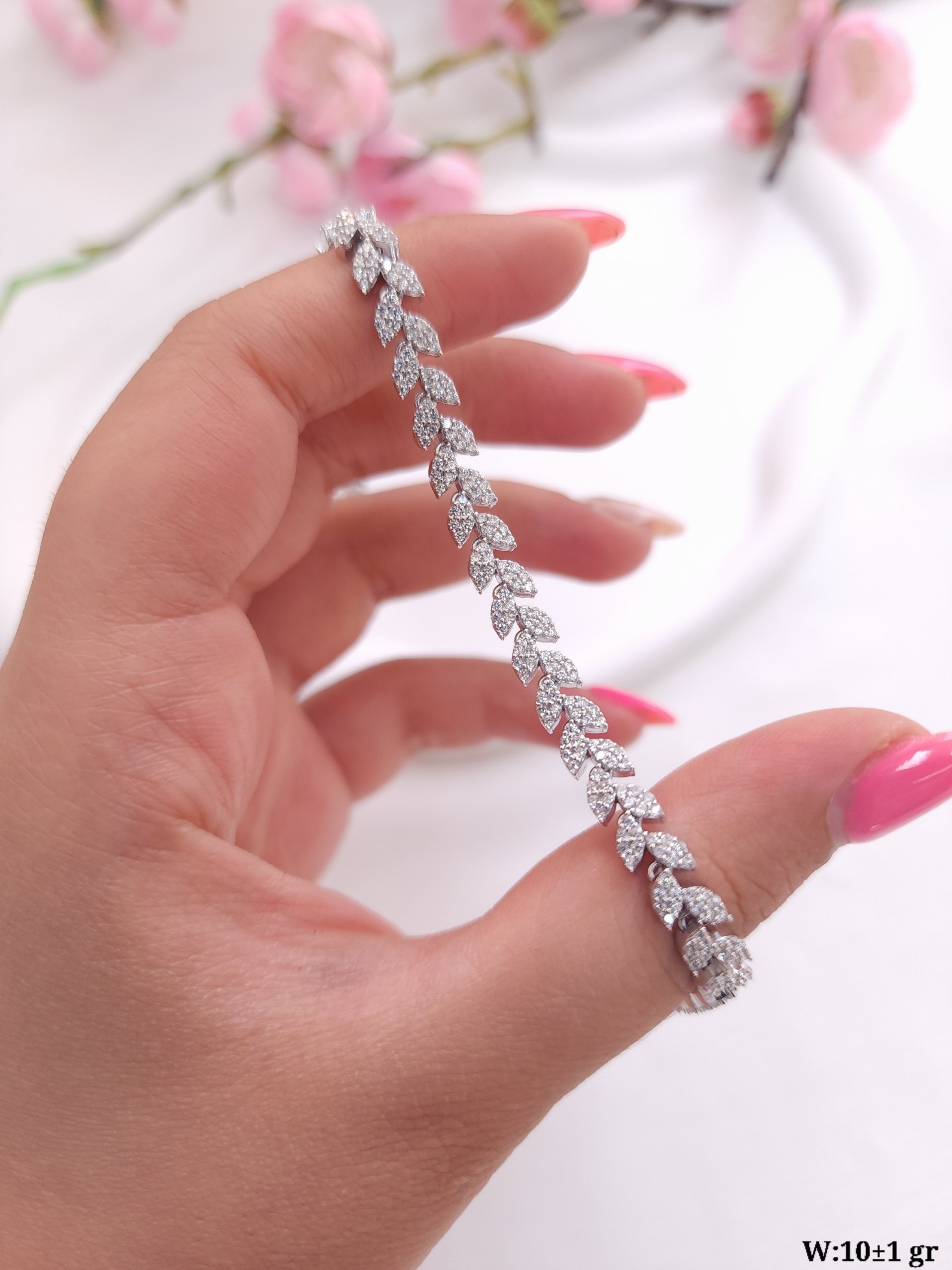 دستبند نقره جواهری